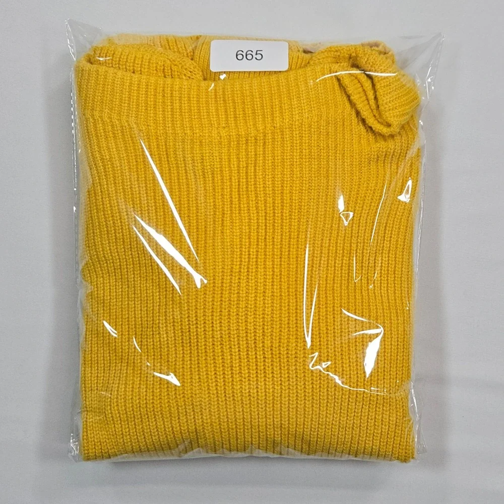 Banana Republic Women's L Yellow Ribbed Knit Boatneck Sweater